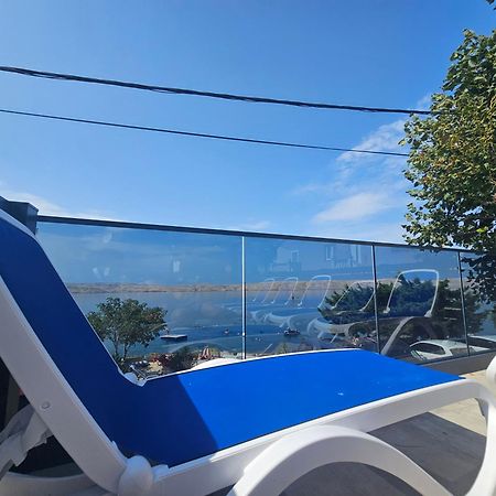 Beachfront House Ivana With Pool - Renovated 2025 Cesarica Exteriör bild