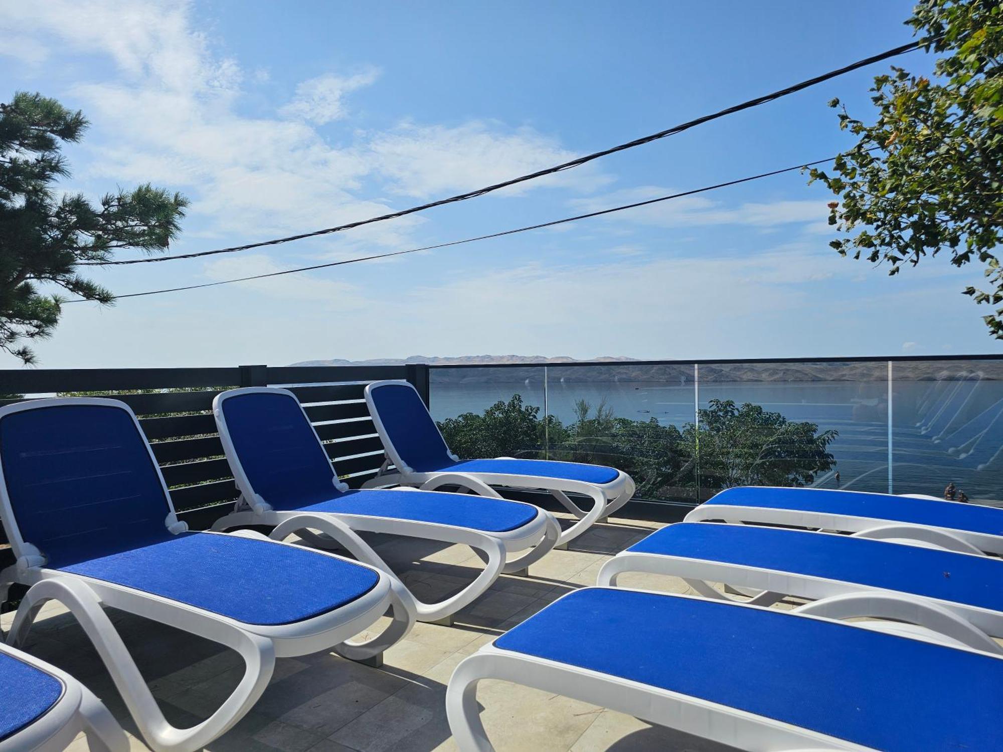 Beachfront House Ivana With Pool - Renovated 2025 Cesarica Exteriör bild
