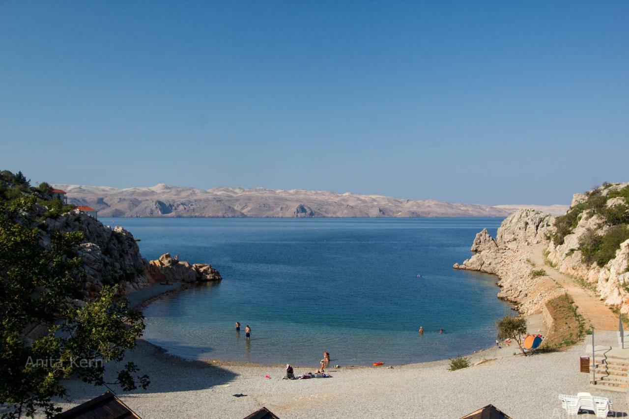 Beachfront House Ivana With Pool - Renovated 2025 Cesarica Exteriör bild