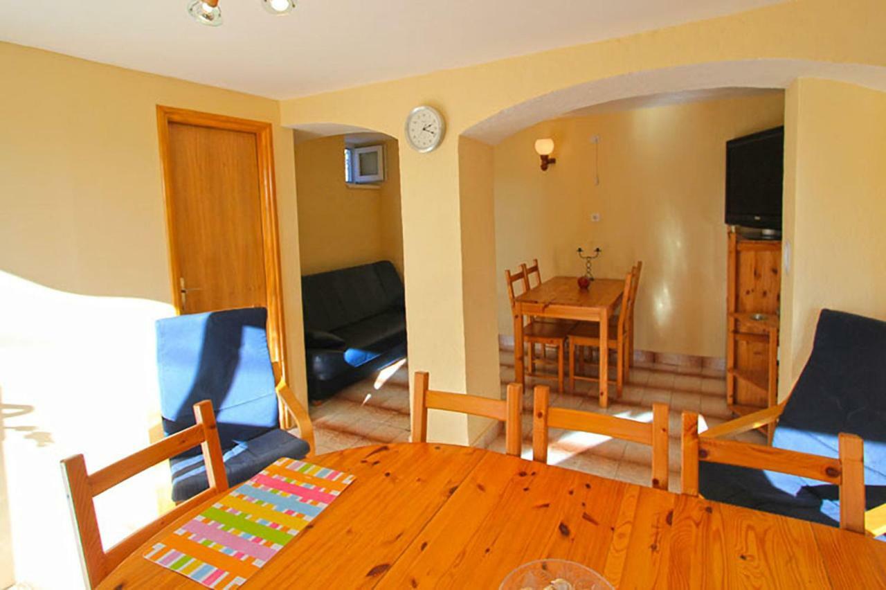Beachfront House Ivana With Pool - Renovated 2025 Cesarica Exteriör bild